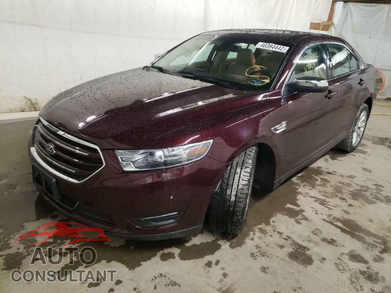 FORD TAURUS 2019 - 1FAHP2F84KG118253