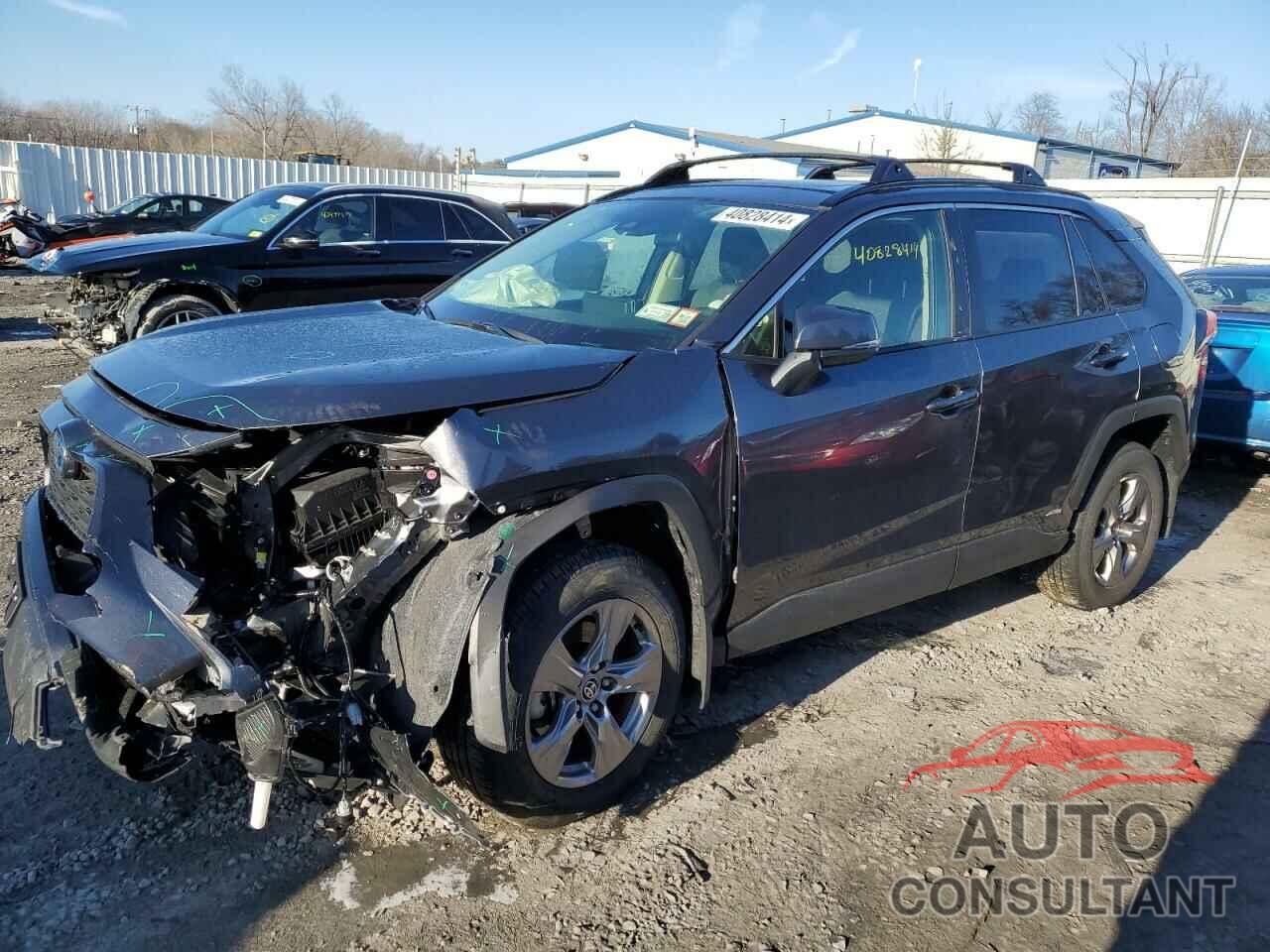 TOYOTA RAV4 2023 - JTMRWRFV9PD183625