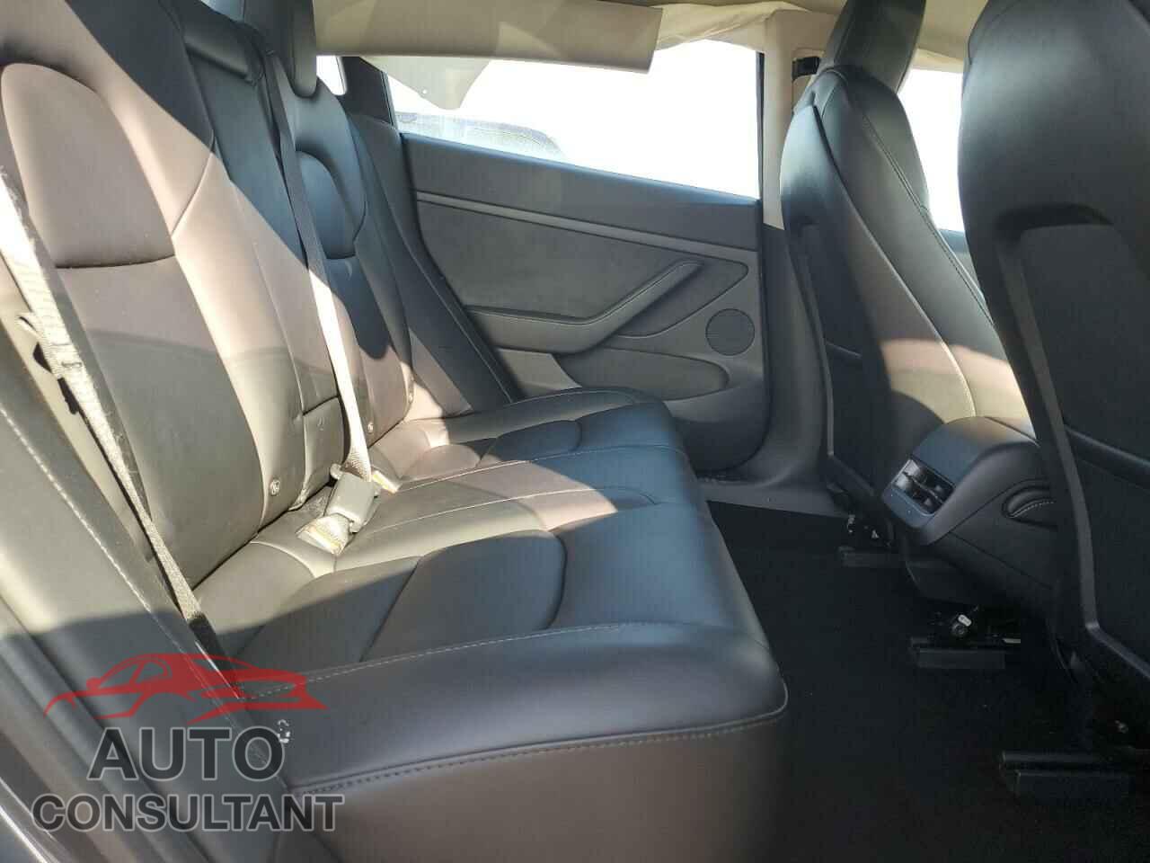 TESLA MODEL 3 2021 - 5YJ3E1EA7MF089269