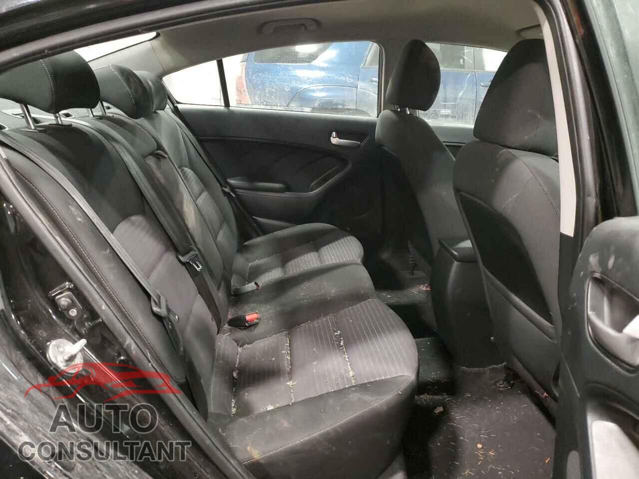 KIA FORTE 2017 - 3KPFL4A78HE093132