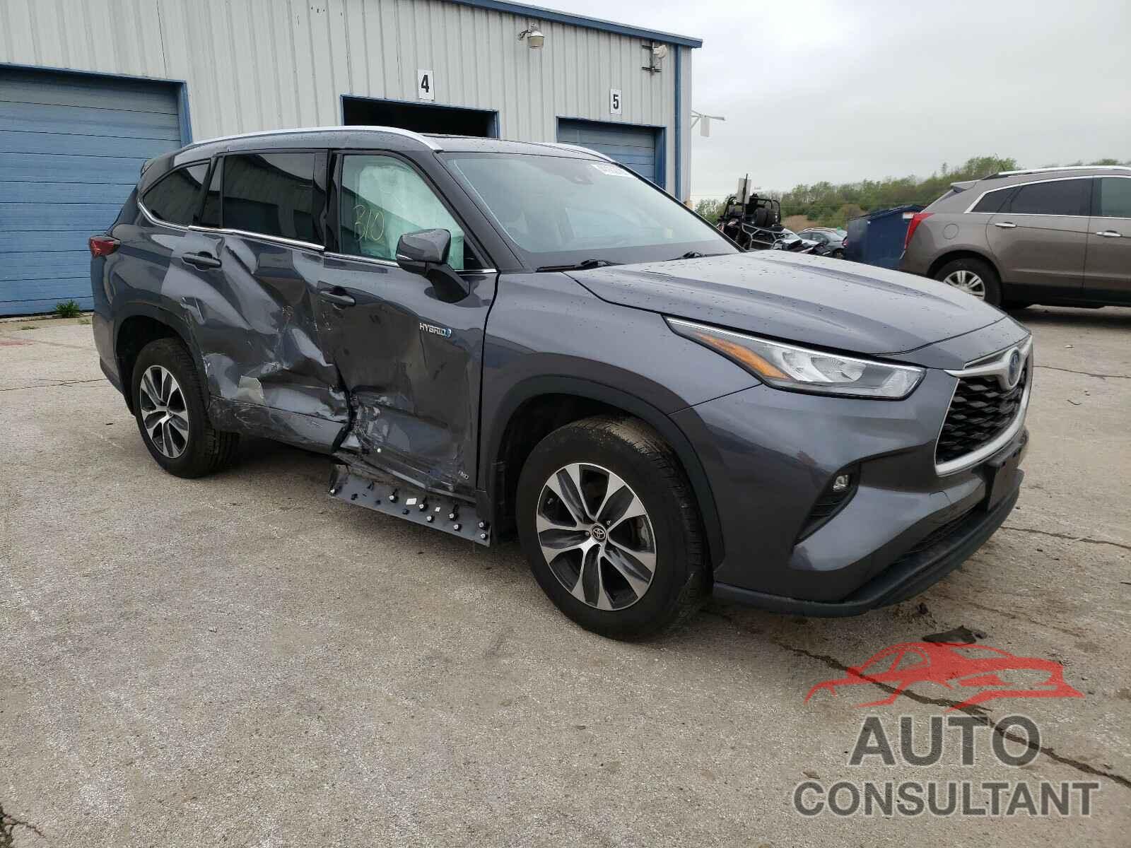 TOYOTA HIGHLANDER 2020 - 5TDHBRCH8LS504445