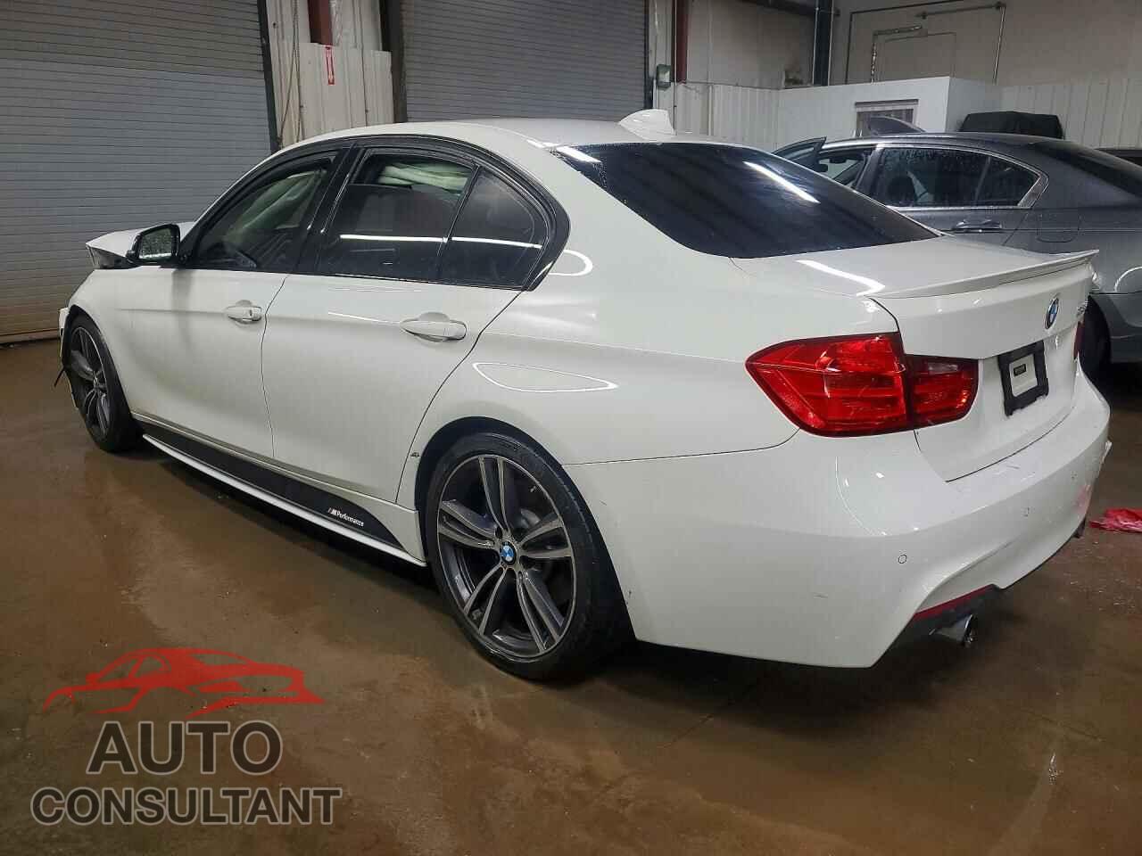 BMW 3 SERIES 2015 - WBA3A9C50FF686677