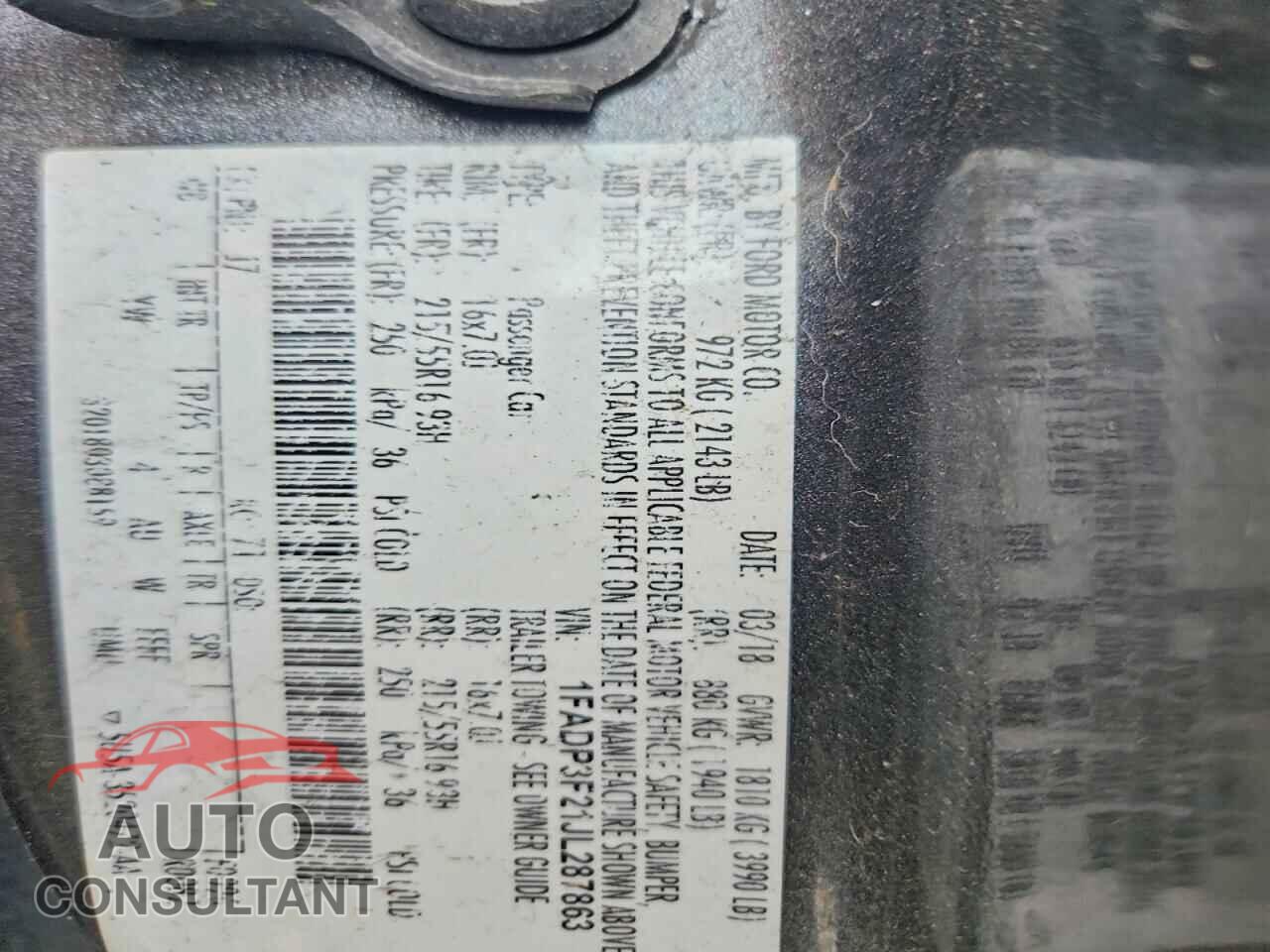 FORD FOCUS 2018 - 1FADP3F21JL287863