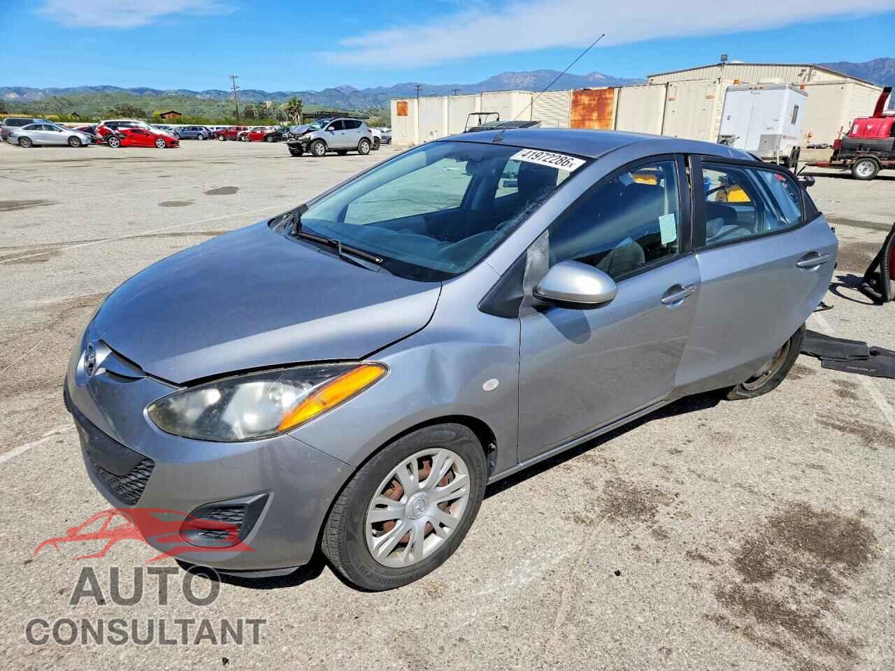 MAZDA 2 2013 - JM1DE1KY3D0161721