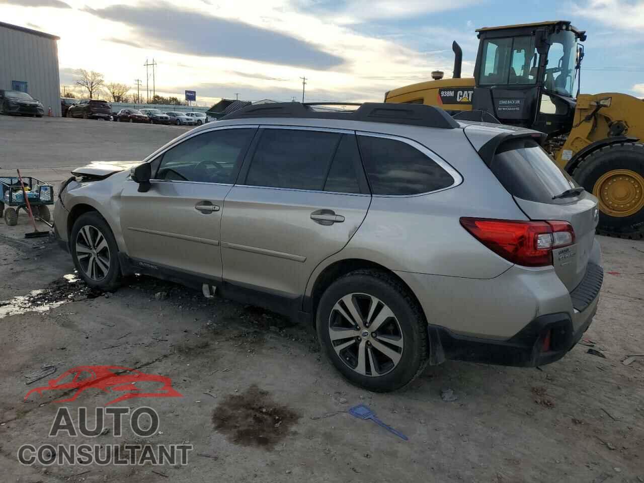 SUBARU OUTBACK 2018 - 4S4BSANC3J3307699