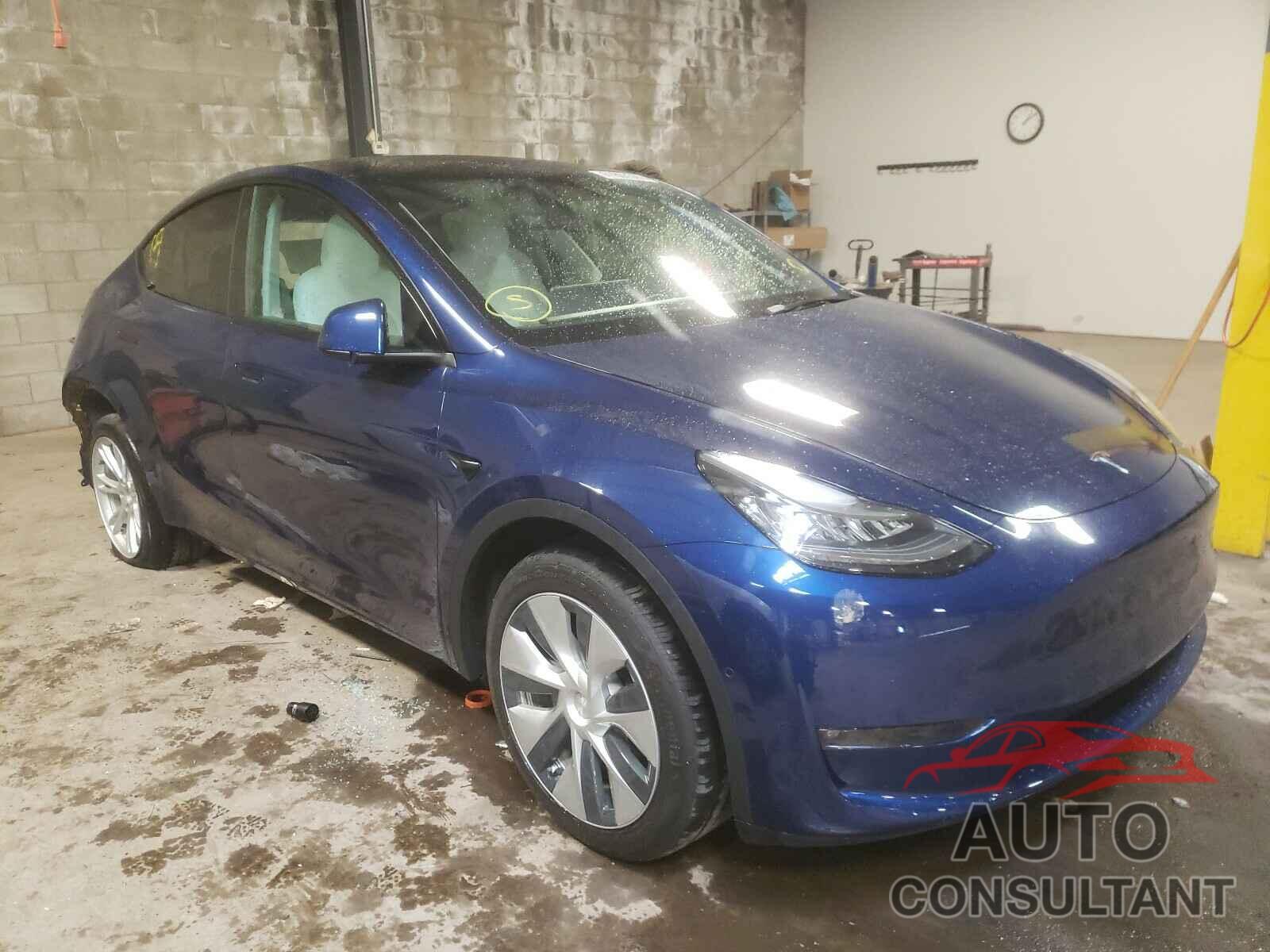 TESLA MODEL Y 2021 - 5YJYGDED5MF103990