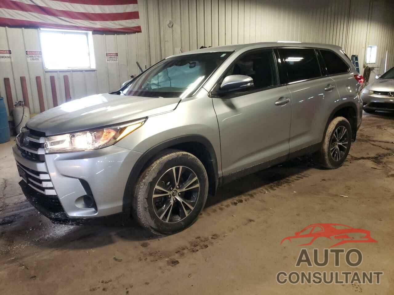 TOYOTA HIGHLANDER 2019 - 5TDBZRFHXKS967425