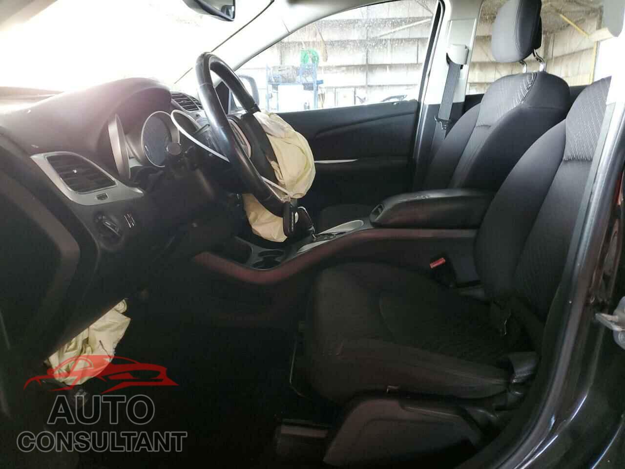 DODGE JOURNEY 2013 - 3C4PDCBB4DT647979