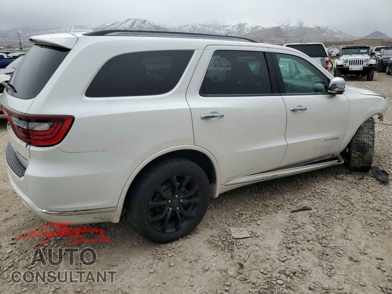 DODGE DURANGO 2018 - 1C4SDJETXJC219408