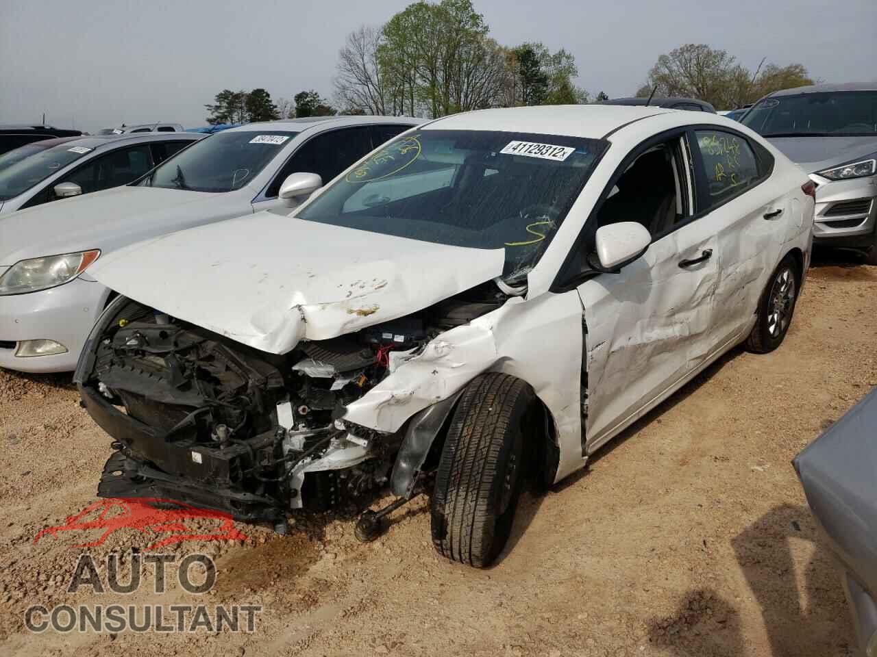 HYUNDAI ACCENT 2018 - 3KPC24A34JE014676