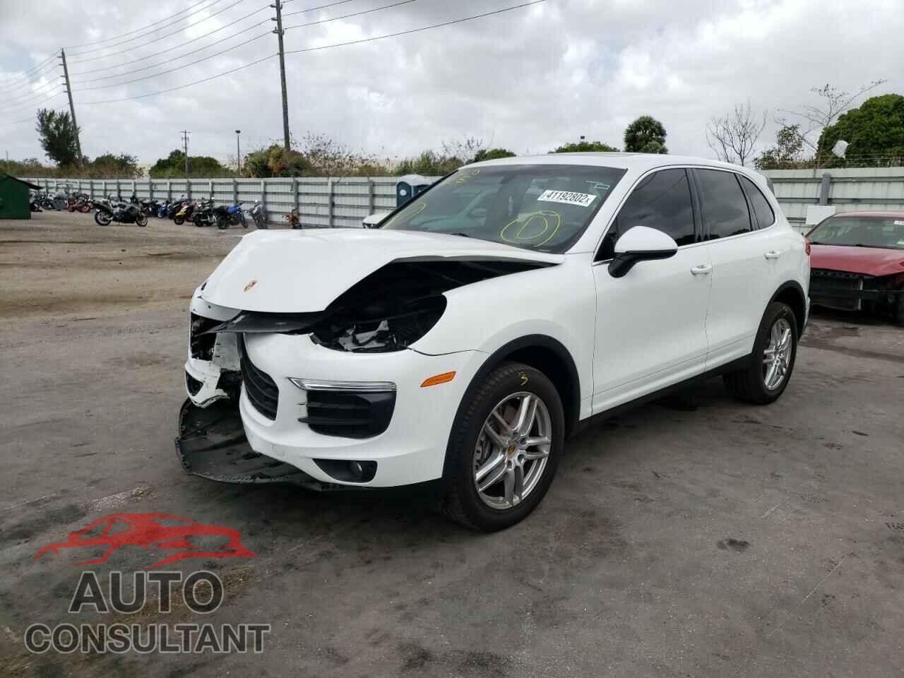 PORSCHE CAYENNE 2016 - WP1AA2A20GLA08149