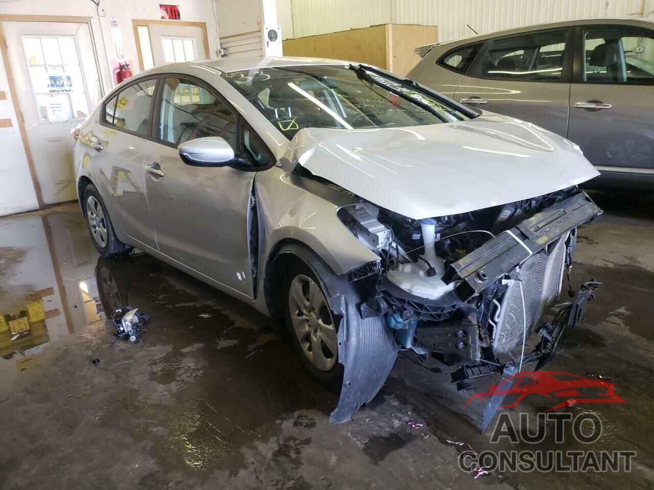 KIA FORTE 2017 - 3KPFK4A77HE056009