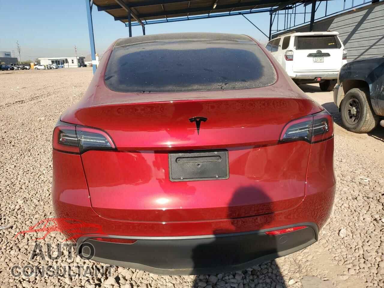 TESLA MODEL Y 2024 - 7SAYGDEDXRF077672