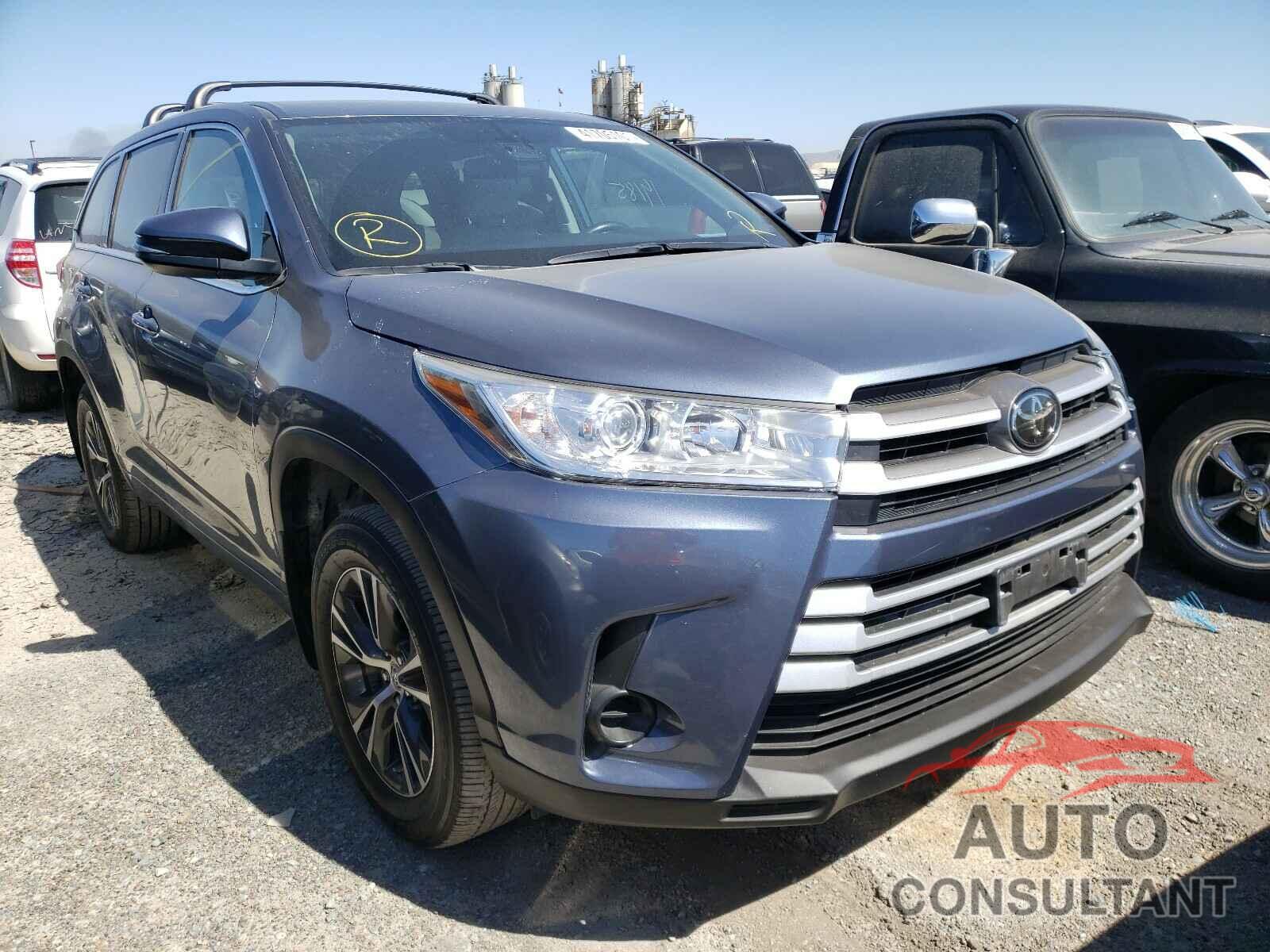 TOYOTA HIGHLANDER 2018 - 5TDZZRFHXJS247913