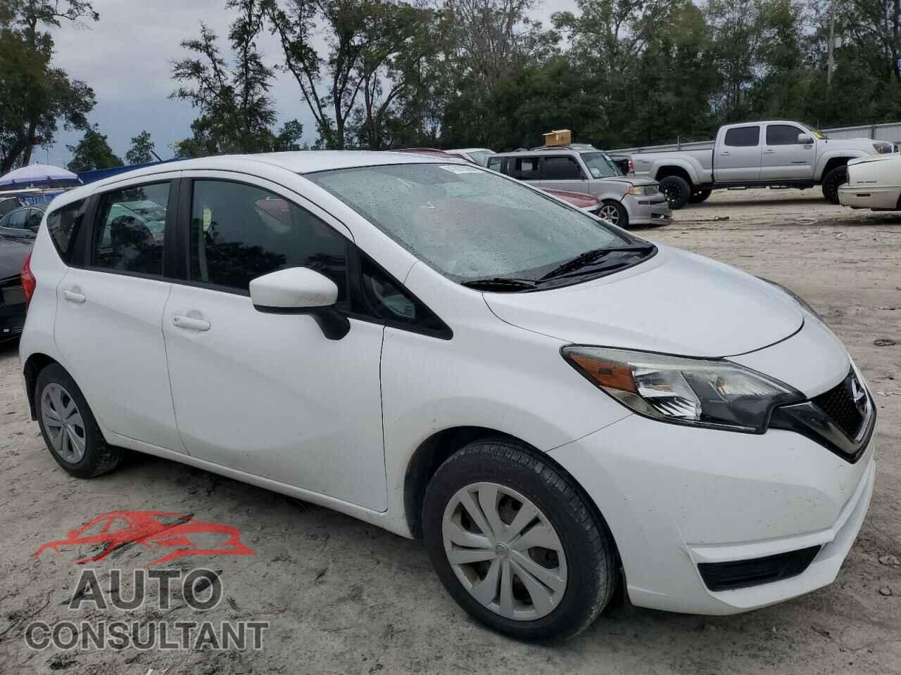 NISSAN VERSA 2017 - 3N1CE2CP4HL372848