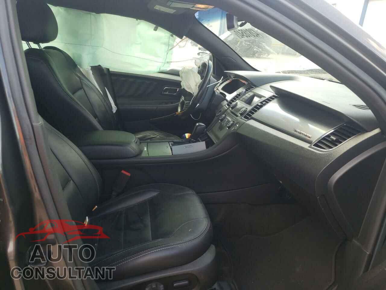FORD TAURUS 2016 - 1FAHP2E82GG138137