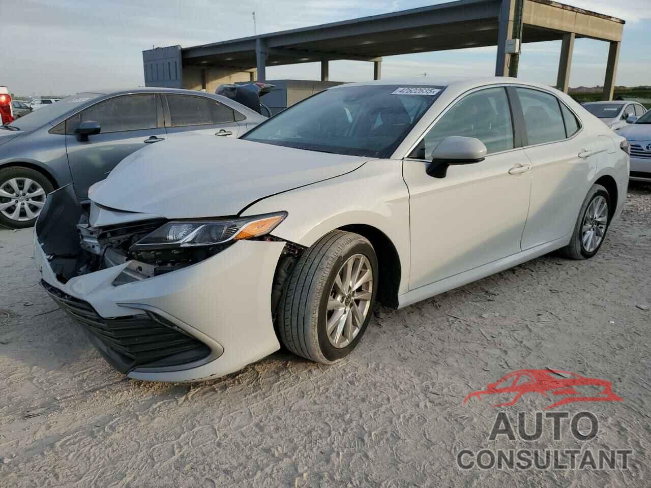 TOYOTA CAMRY 2023 - 4T1C11AK7PU161556