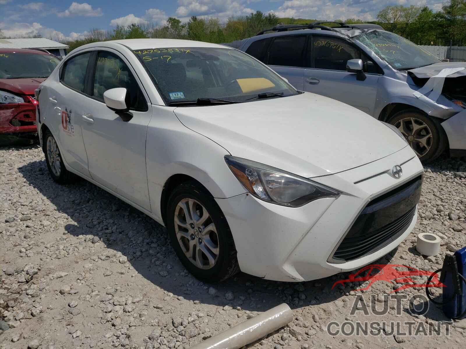 TOYOTA SCION 2016 - 3MYDLBZV2GY118720