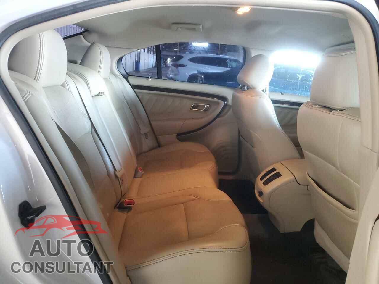 FORD TAURUS 2016 - 1FAHP2F84GG104635