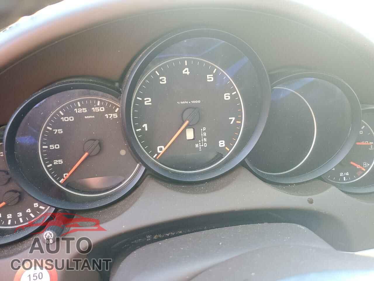 PORSCHE CAYENNE 2016 - WP1AA2A25GKA16124