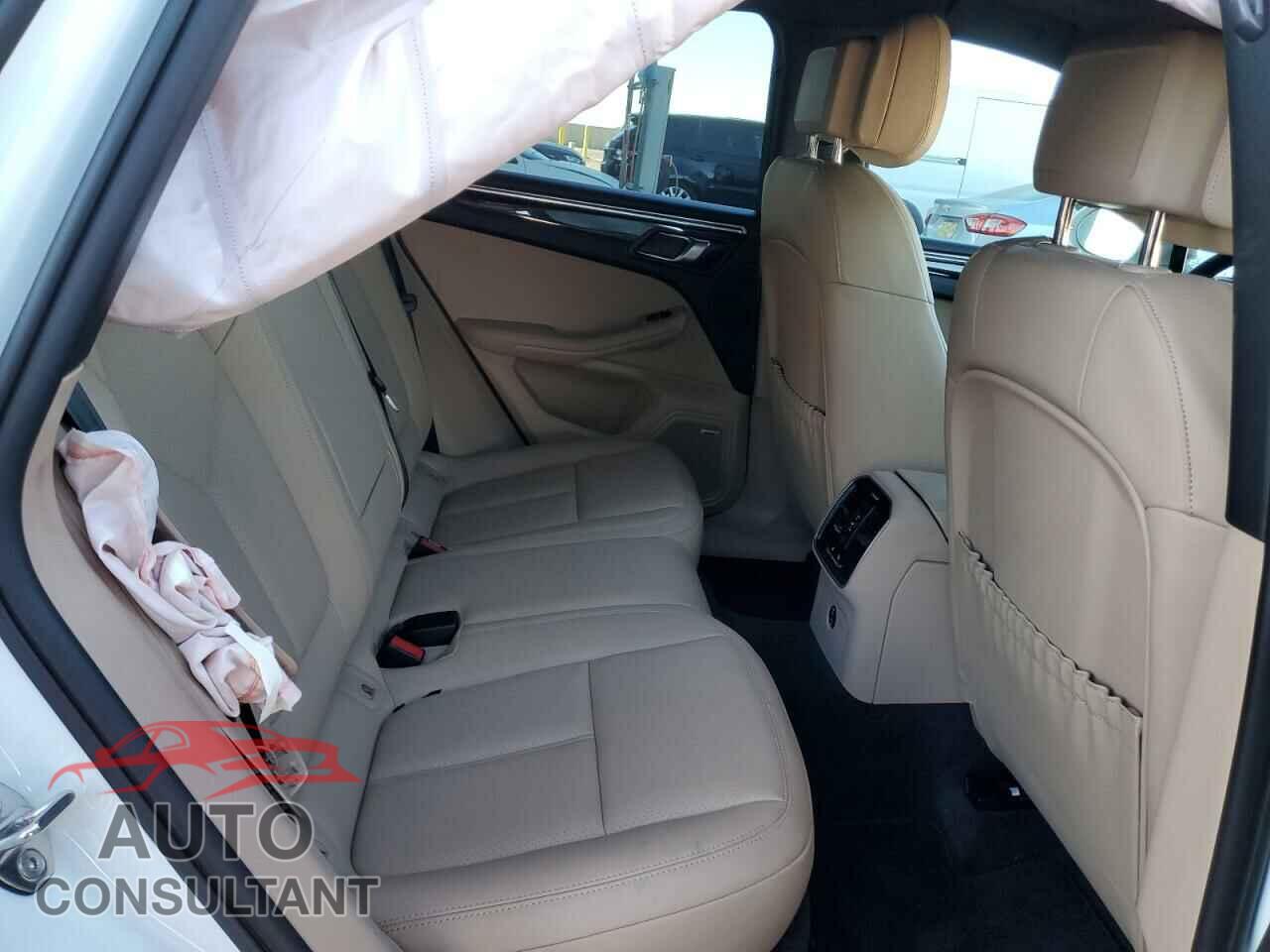 PORSCHE MACAN BASE 2024 - WP1AA2A57RLB00310