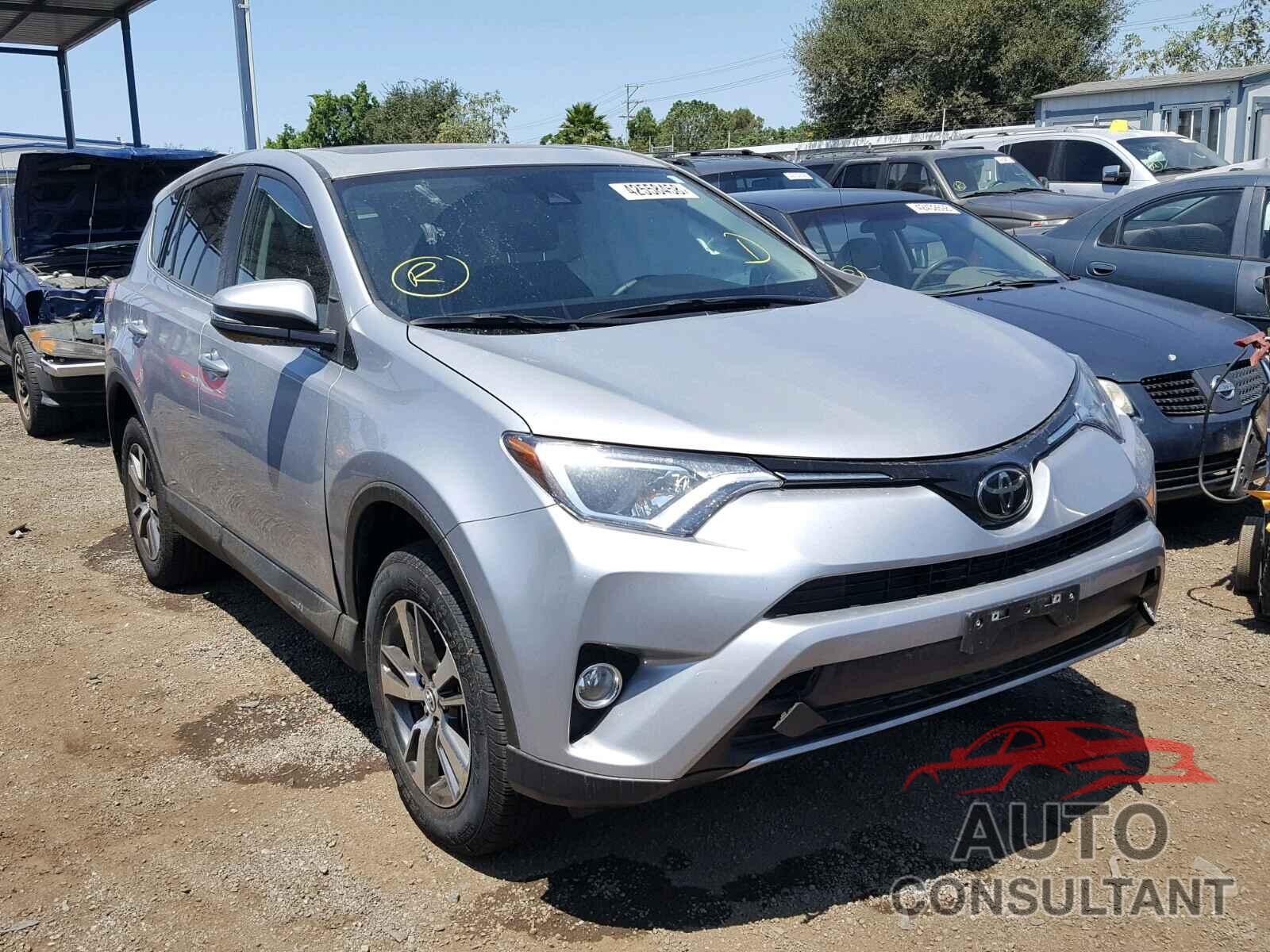 TOYOTA RAV4 XLE 2018 - 2T3WFREV0JW417987