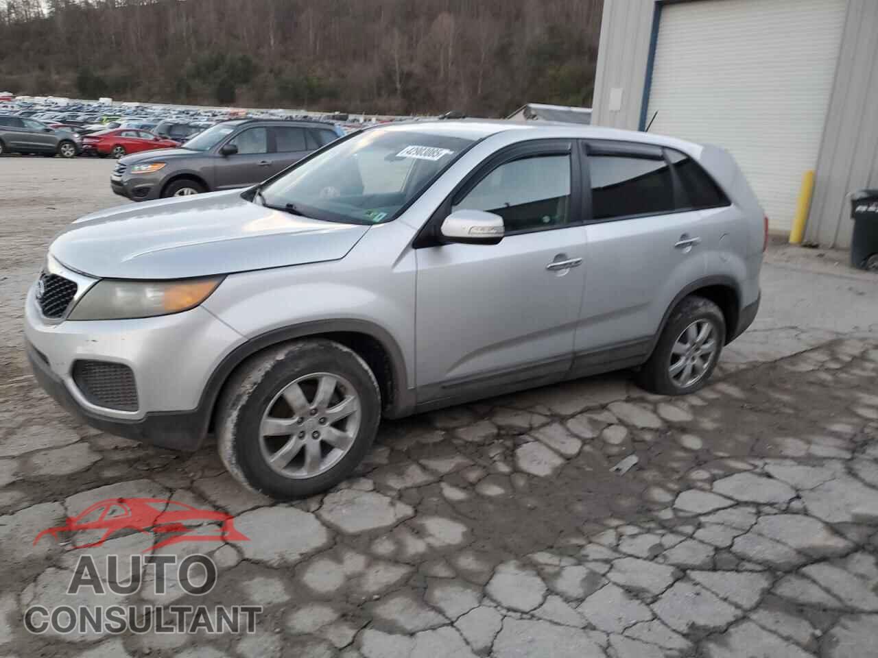 KIA SORENTO 2011 - 5XYKTCA10BG166315