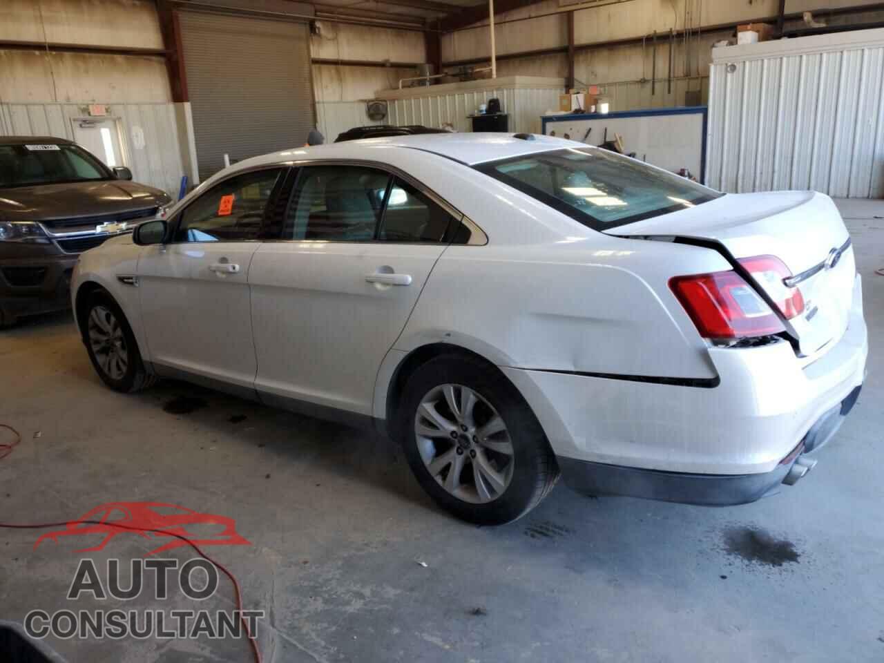 FORD TAURUS 2011 - 1FAHP2EWXBG119312