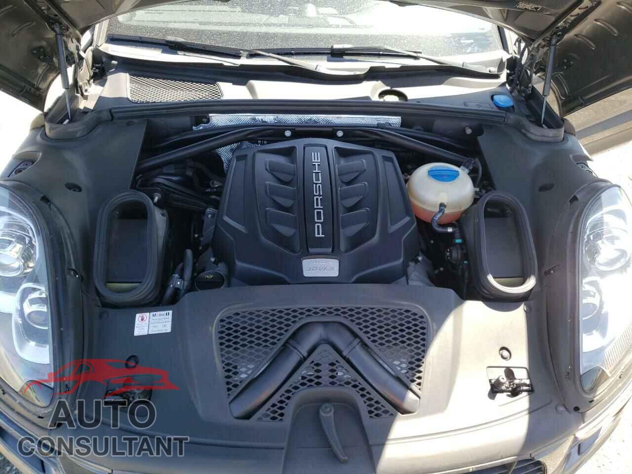 PORSCHE MACAN 2016 - WP1AB2A5XGLB53321