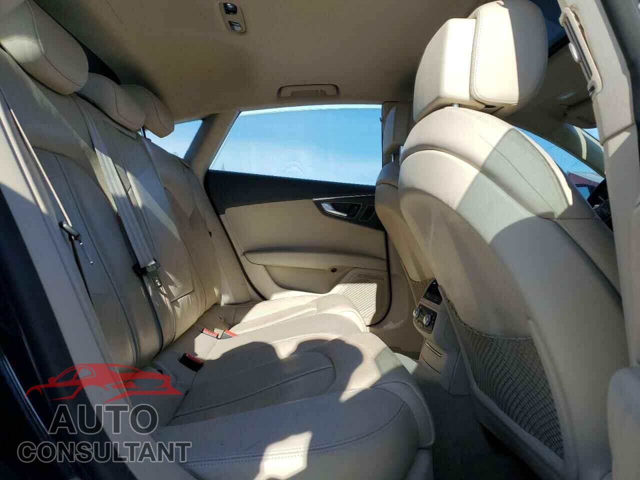 AUDI A7 2016 - WAU3MAFC4GN011859