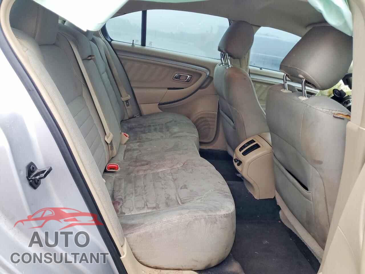 FORD TAURUS 2017 - 1FAHP2D85HG140404