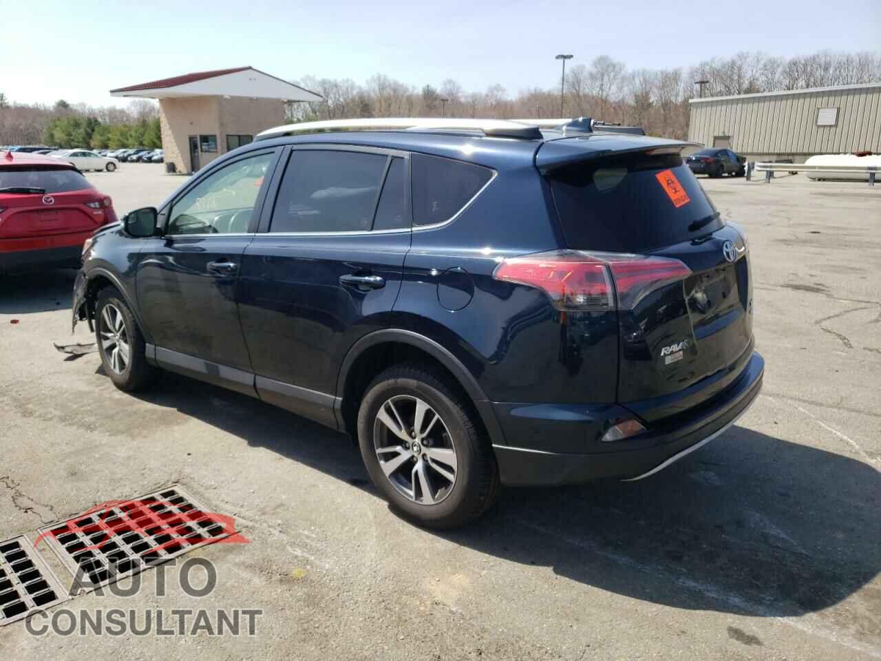 TOYOTA RAV4 2017 - JTMRFREV2HJ123108