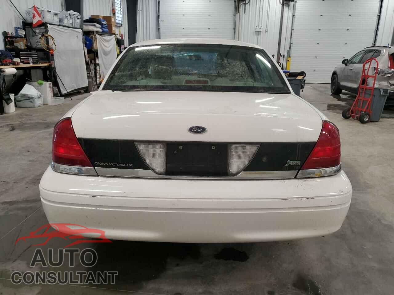 FORD CROWN VIC 2011 - 2FABP7EV0BX146751