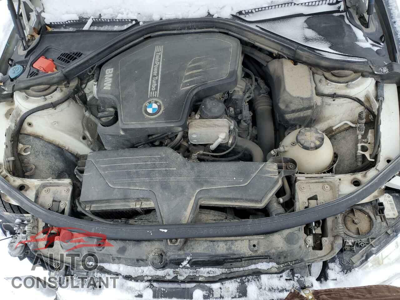BMW 3 SERIES 2016 - WBA8A3C50GK690806