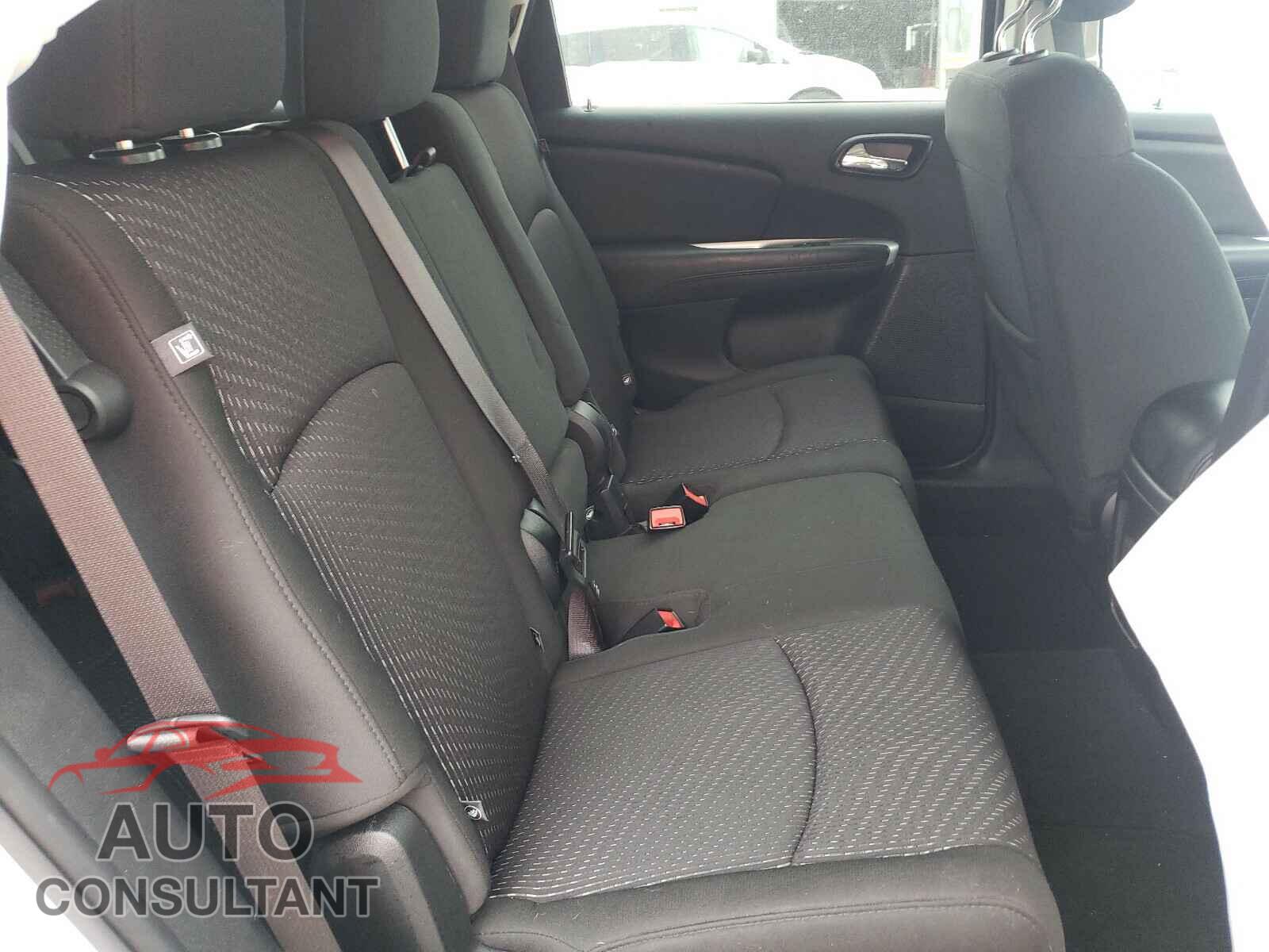 DODGE JOURNEY 2019 - 3C4PDCBB7KT820939
