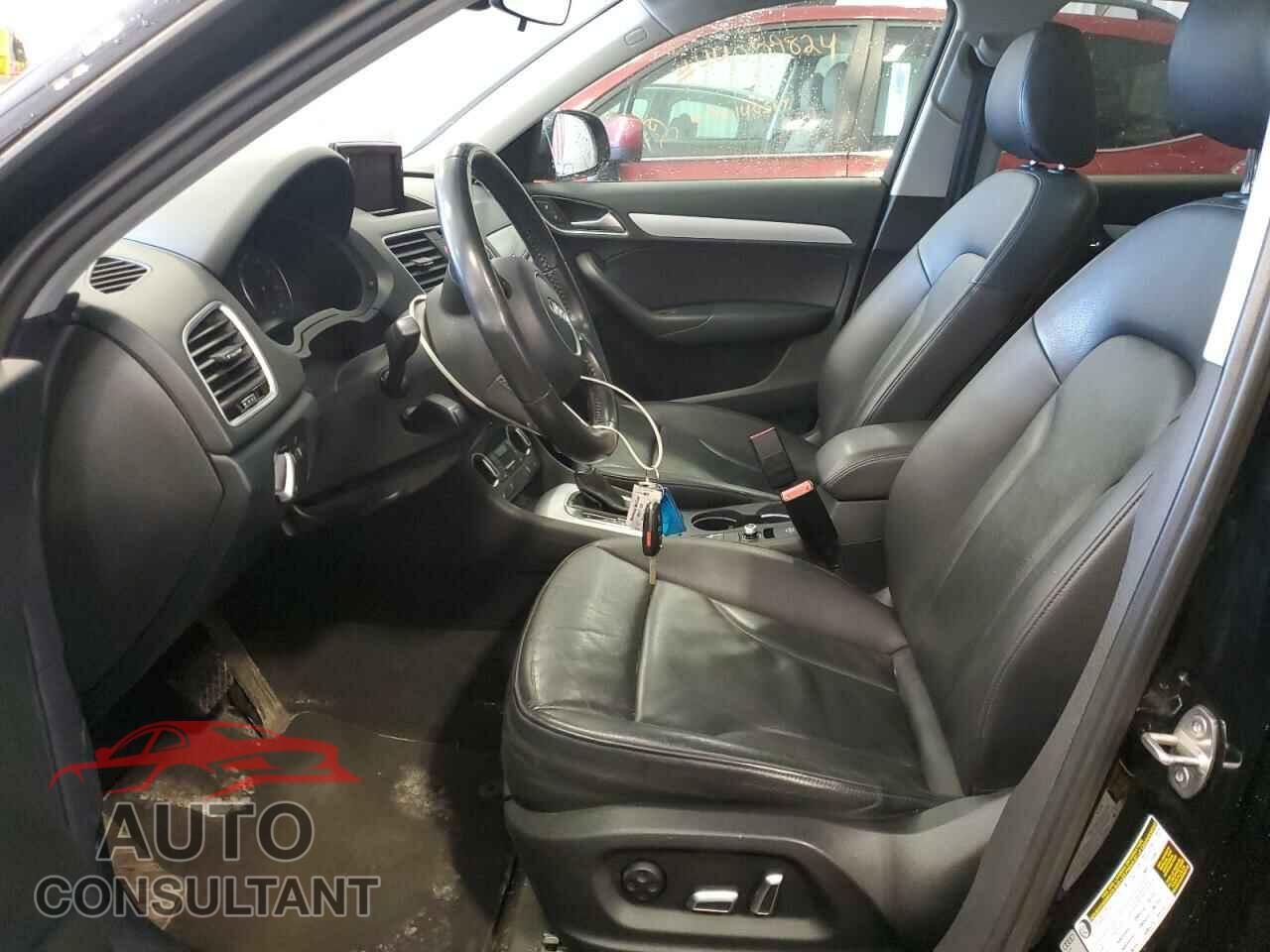 AUDI Q3 2017 - WA1ECCFSXHR012472