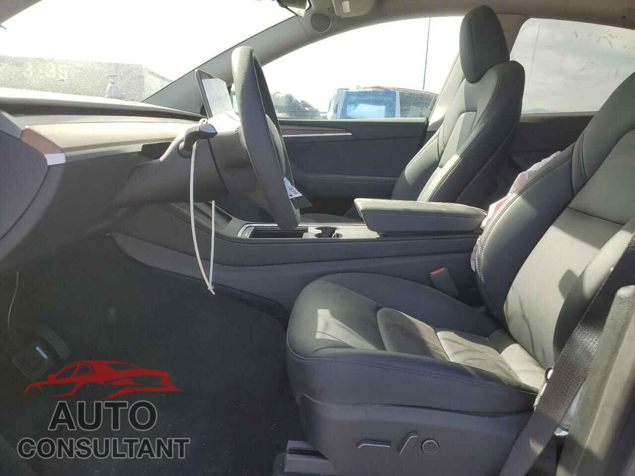 TESLA MODEL Y 2023 - 7SAYGDEE8PF912853
