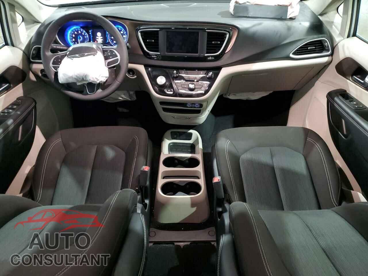 CHRYSLER MINIVAN 2023 - 2C4RC1CG2PR597438