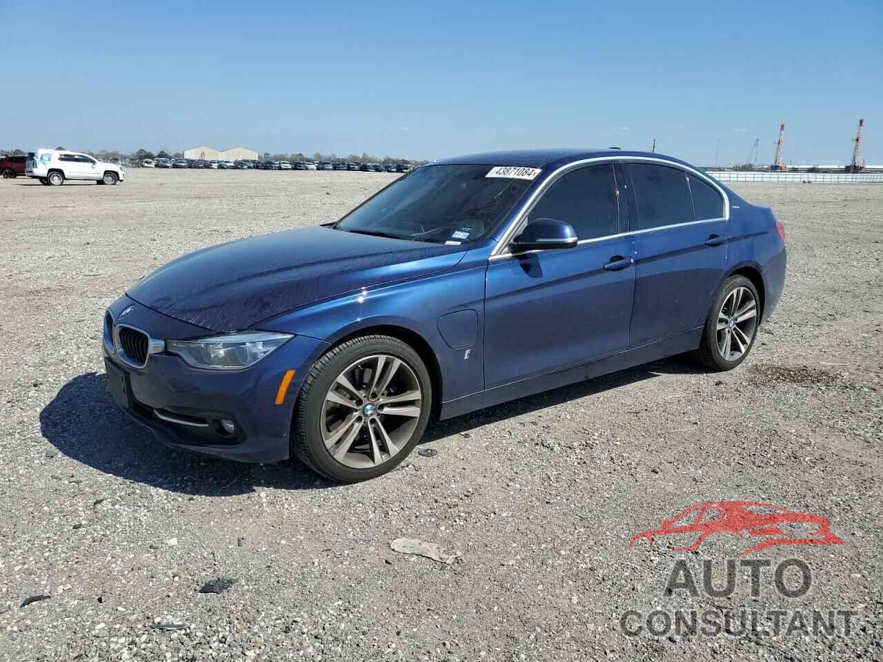 BMW 3 SERIES 2018 - WBA8E1C53JA756447
