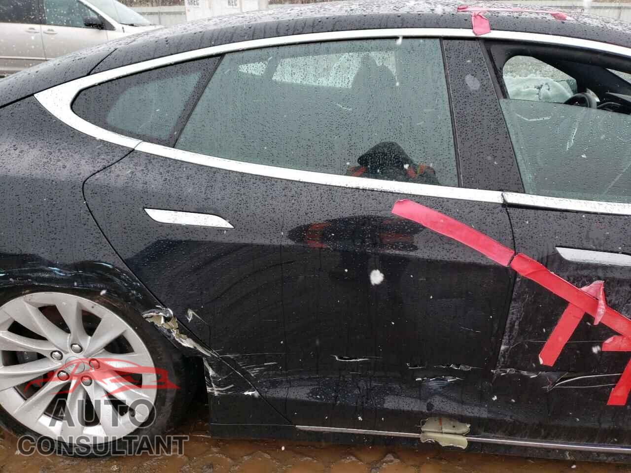 TESLA MODEL S 2017 - 5YJSA1E25HF228689