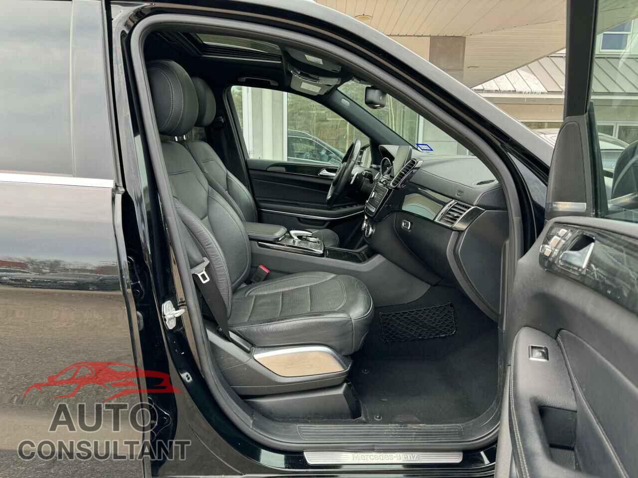 MERCEDES-BENZ GLS-CLASS 2017 - 4JGDF7DE7HA911930
