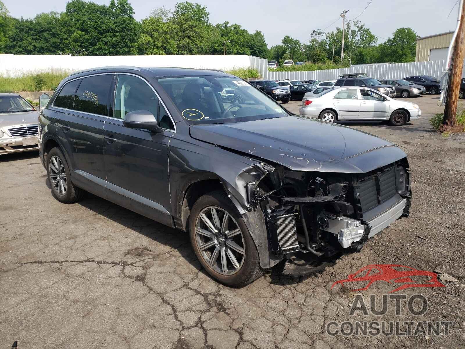 AUDI Q7 2019 - WA1LAAF70KD009887