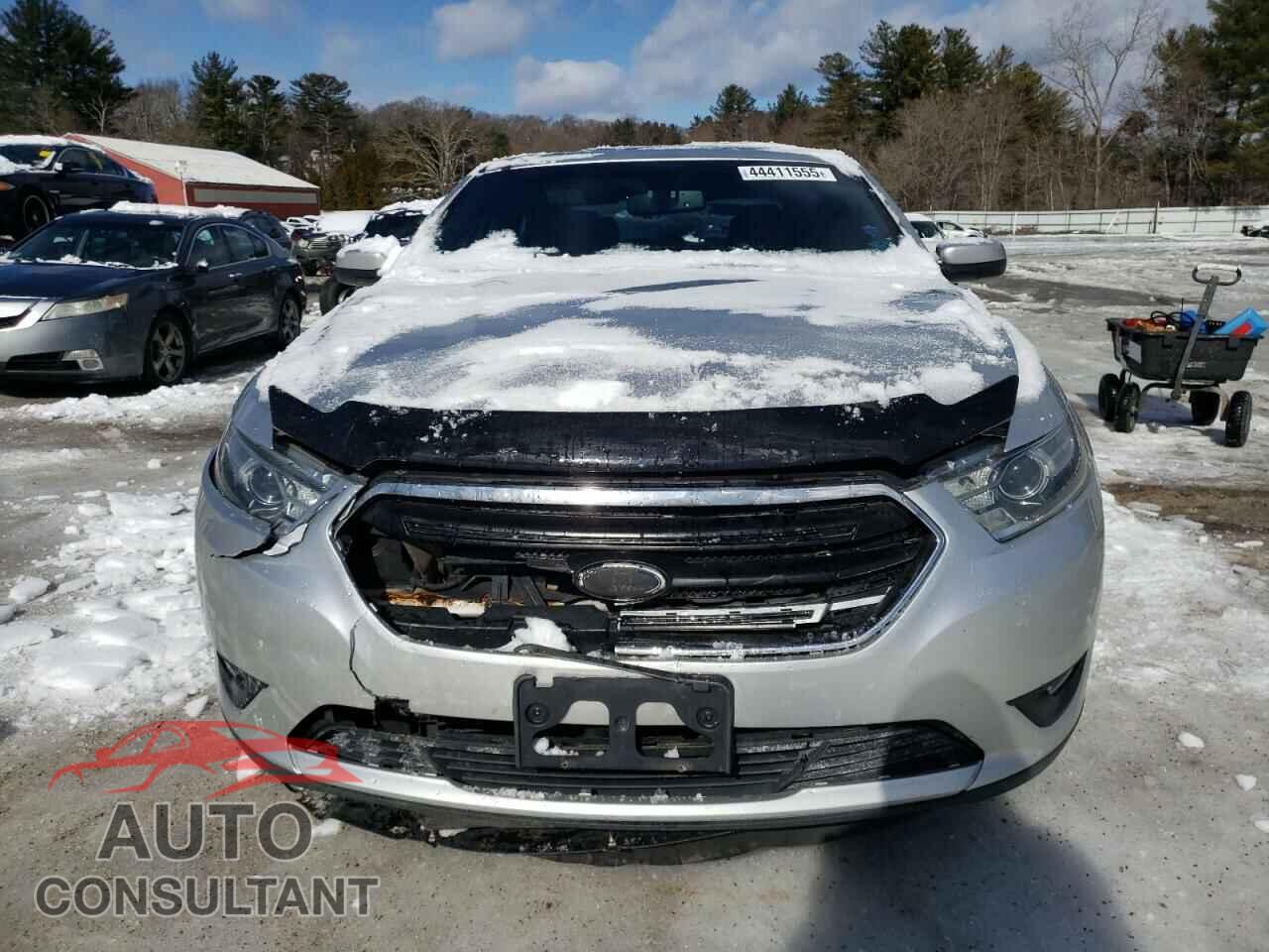FORD TAURUS 2015 - 1FAHP2E83FG188074