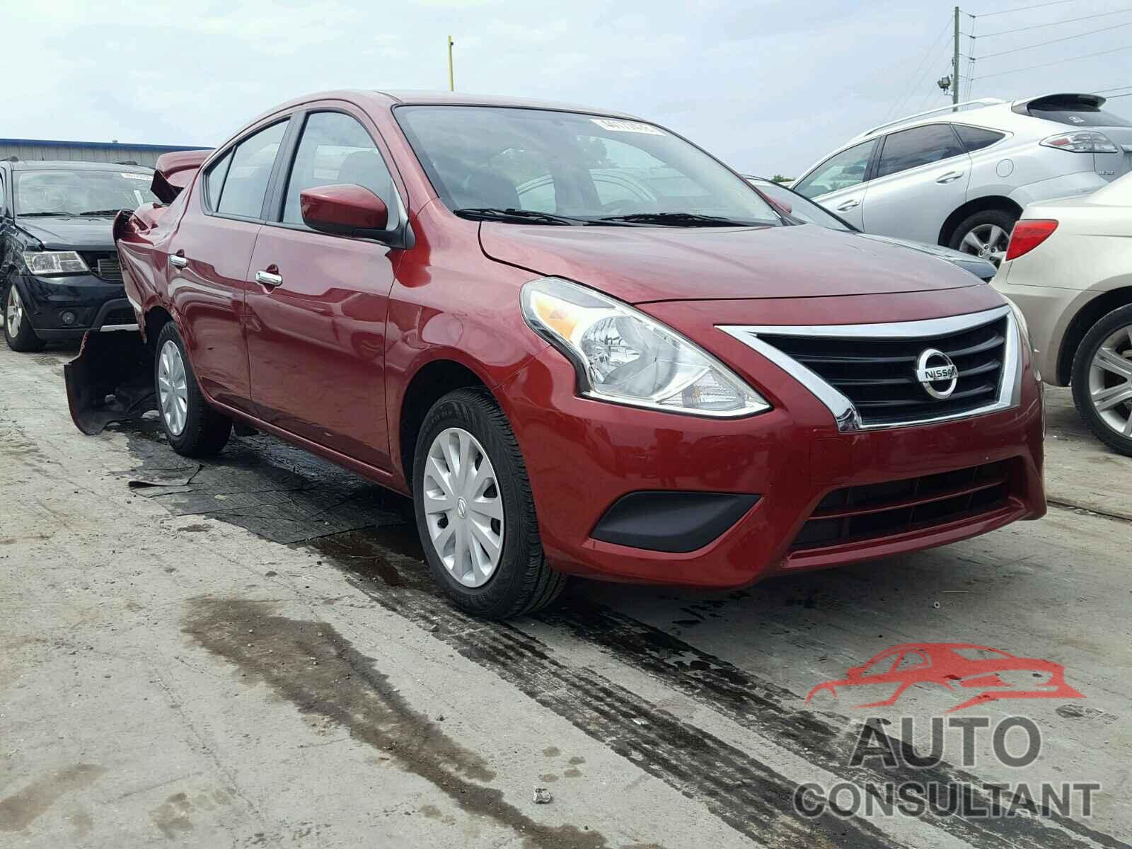 NISSAN VERSA 2018 - 3N1CN7AP1JK440776