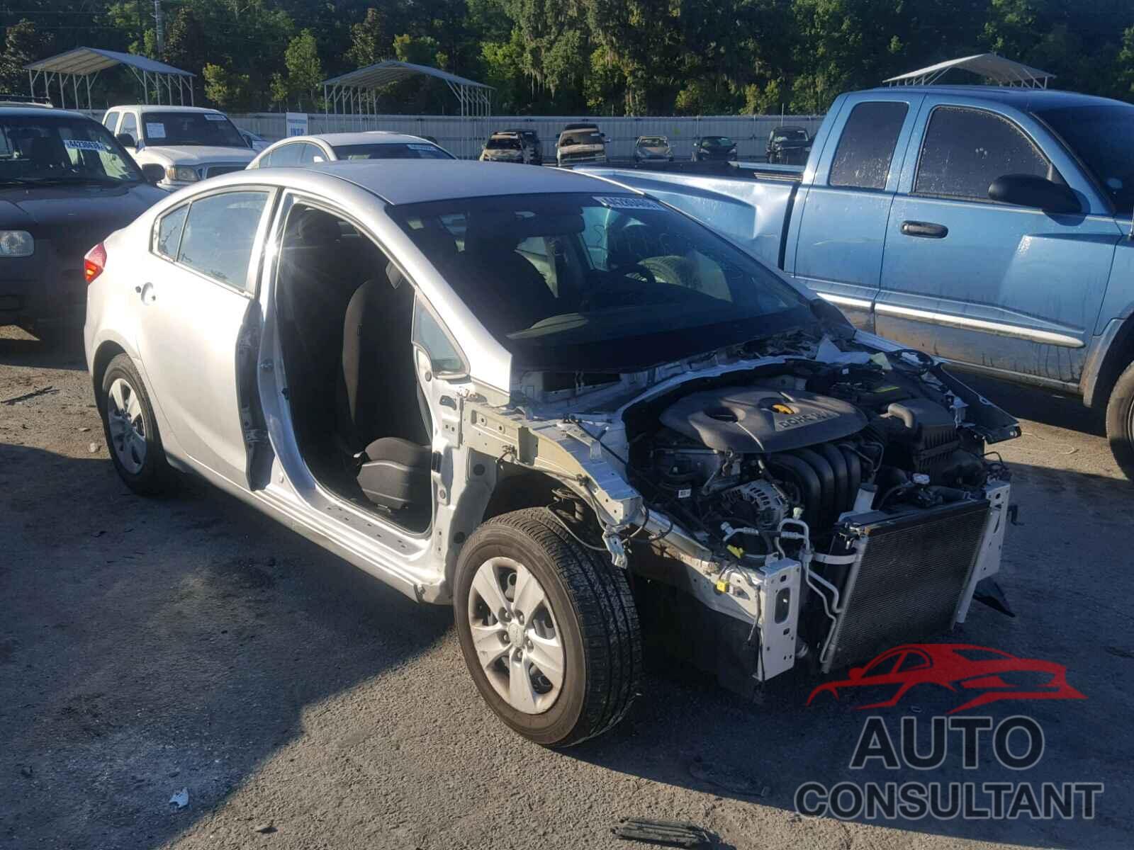 KIA FORTE 2016 - KNAFK4A6XG5604258