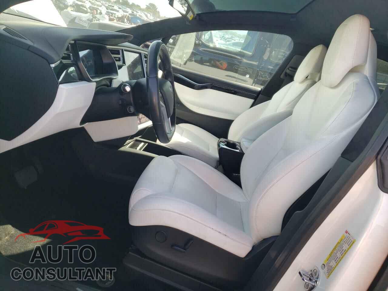 TESLA MODEL X 2017 - 5YJXCDE20HF068609