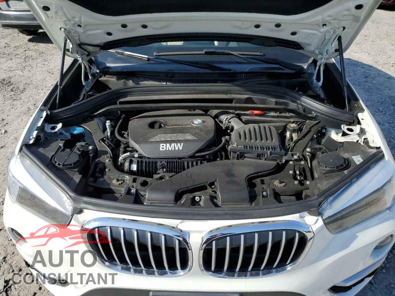 BMW X1 2017 - WBXHT3C30H5F70652