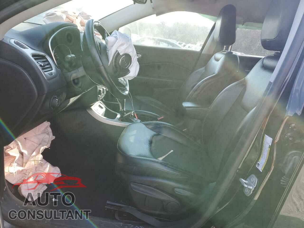 JEEP COMPASS 2018 - 3C4NJCBB3JT227643
