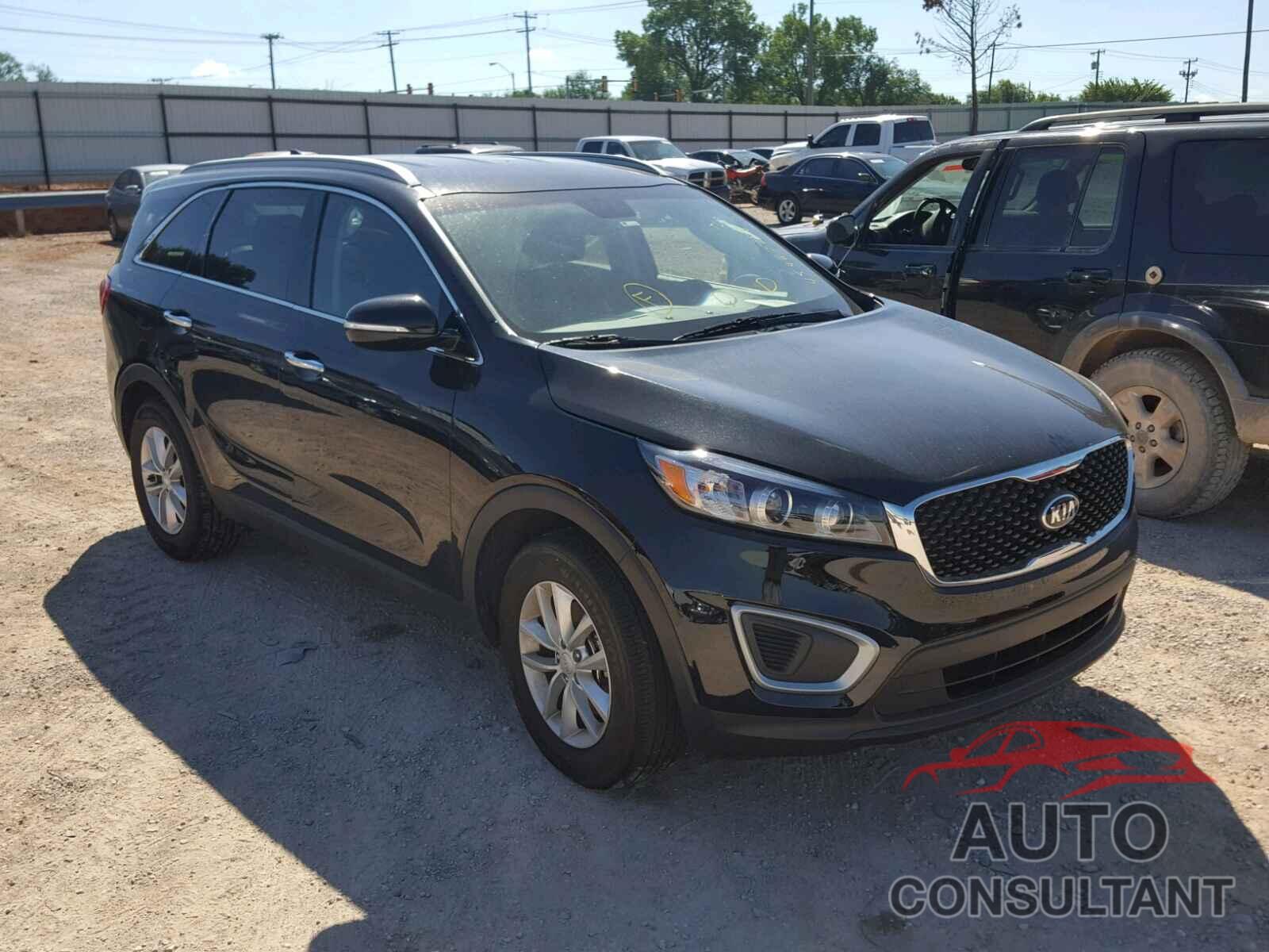 KIA SORENTO LX 2017 - 5XYPG4A33HG303340