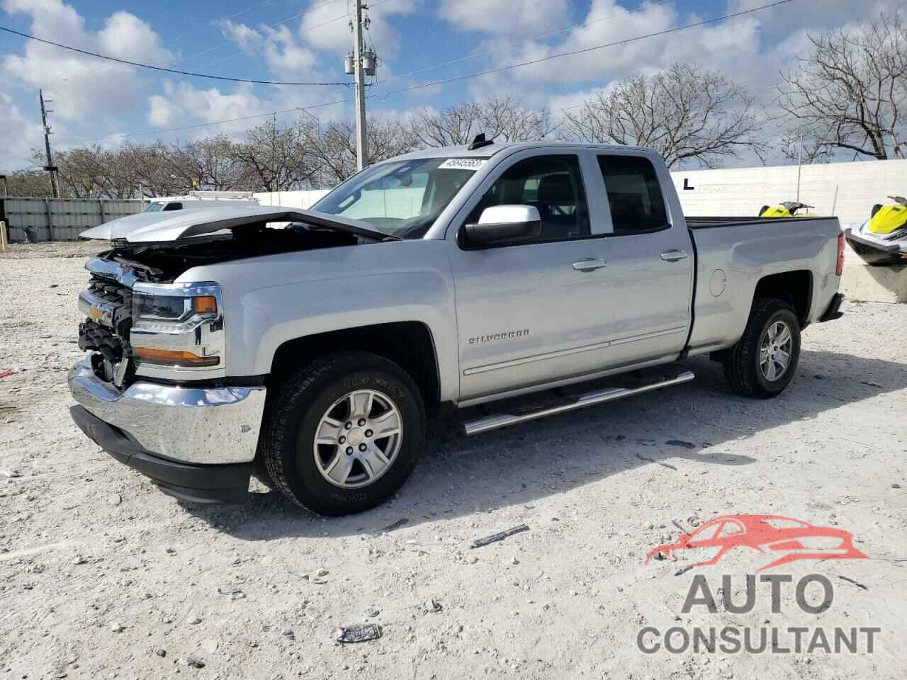 CHEVROLET SILVERADO 2018 - 1GCRCREH5JZ166870